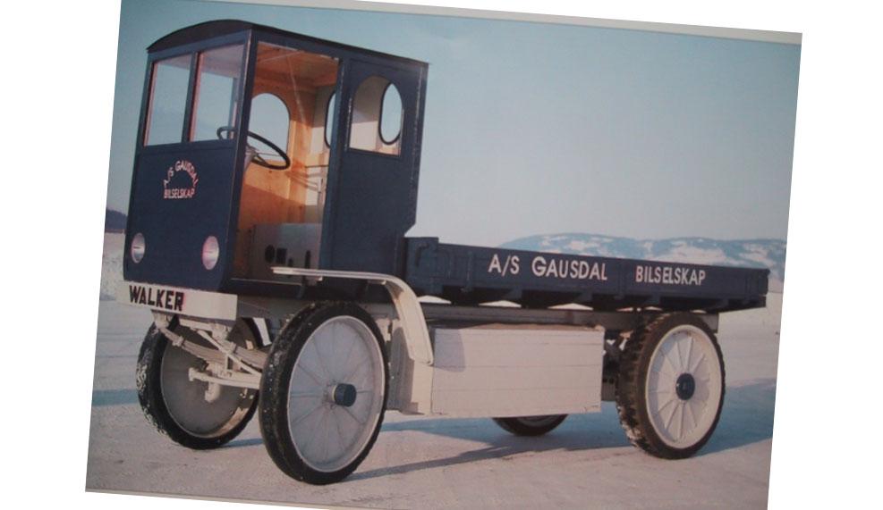 Denne el-lastebilen brukte Litra for 100 år siden