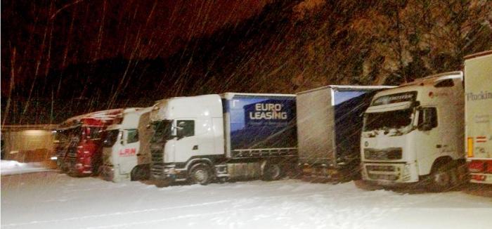 STOPPET: Noen av vogntogene som ble stoppet sist vinter. Foto: Statens vegvesen